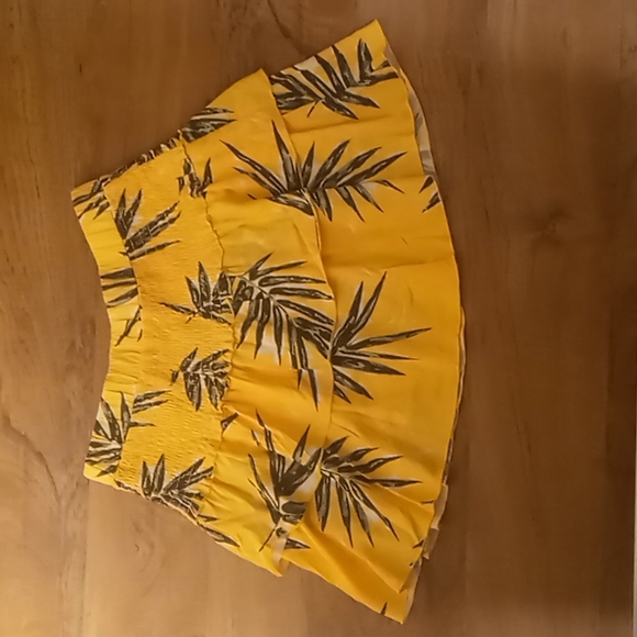 Francesca's Collections Dresses & Skirts - 🆕🌴Island Tiered Palm Tree Mini Skirt By Francesca's Sz Large NWT☀️